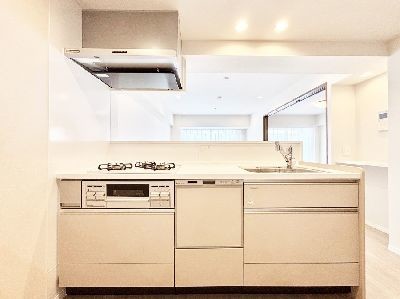 apartment 埼玉県さいたま市浦和区神明２丁目12-10