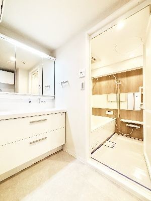 apartment 埼玉県さいたま市浦和区神明２丁目12-10
