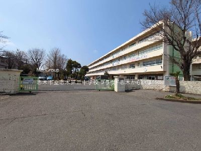 apartment 埼玉県さいたま市浦和区神明２丁目12-10