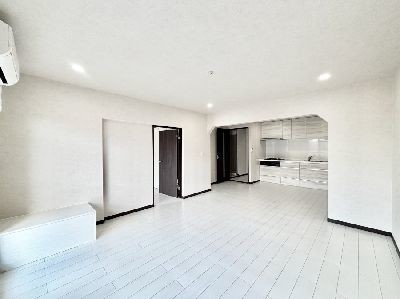 apartment 埼玉県さいたま市浦和区神明２丁目12-10