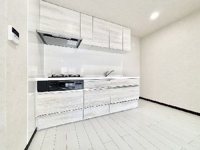 apartment 埼玉県さいたま市浦和区神明２丁目12-10