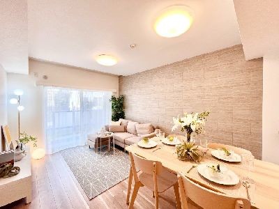 apartment 埼玉県さいたま市浦和区神明２丁目12-10