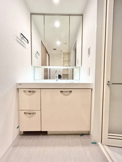apartment 埼玉県さいたま市見沼区東大宮５丁目31-9 NYビル