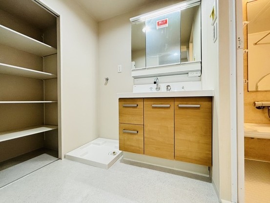 apartment 埼玉県さいたま市見沼区東大宮５丁目31-9 NYビル