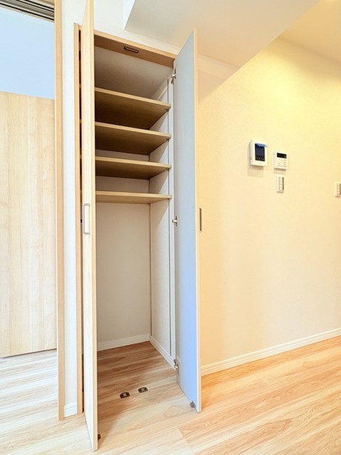 apartment 埼玉県さいたま市見沼区東大宮５丁目31-9 NYビル