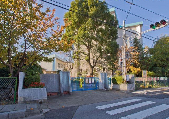 apartment 埼玉県さいたま市見沼区東大宮５丁目31-9 NYビル