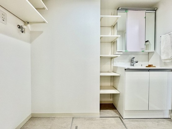 apartment 埼玉県さいたま市見沼区東大宮５丁目31-9 NYビル