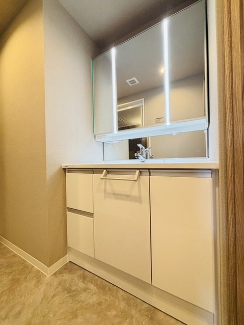 apartment 埼玉県さいたま市見沼区東大宮５丁目31-9 NYビル