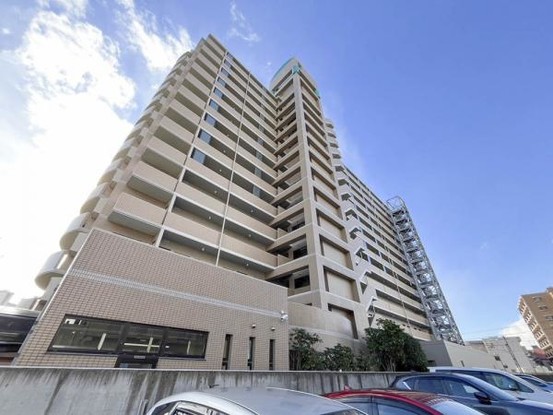 apartment 岡山県岡山市北区辰巳2-108