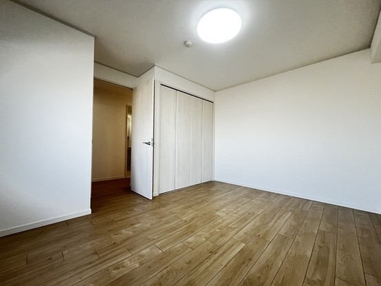 apartment 埼玉県所沢市上新井５丁目
地図を見る