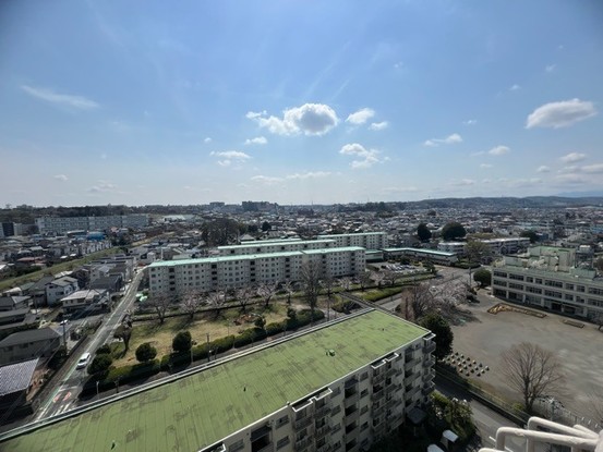 apartment 埼玉県入間市春日町２丁目
地図を見る