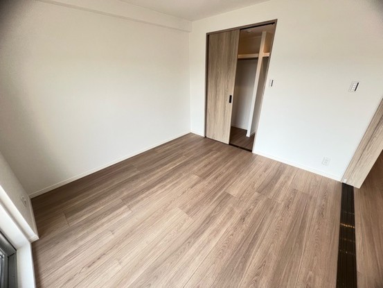 apartment 埼玉県入間市春日町２丁目
地図を見る