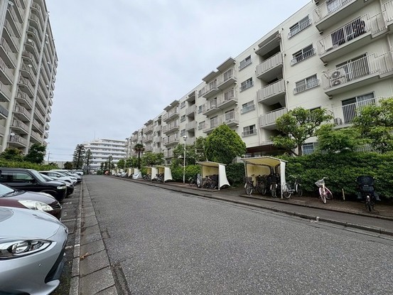 apartment 埼玉県入間市春日町２丁目
地図を見る