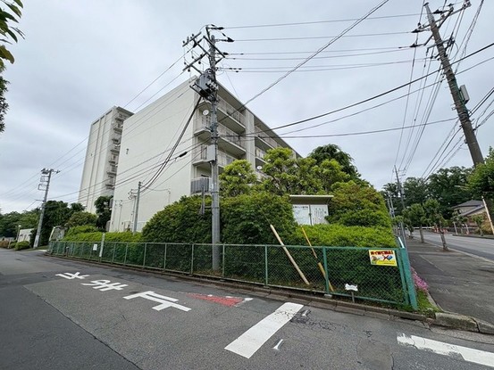 apartment 埼玉県入間市春日町２丁目
地図を見る
