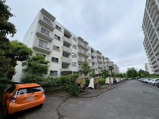 apartment 埼玉県入間市春日町２丁目
地図を見る
