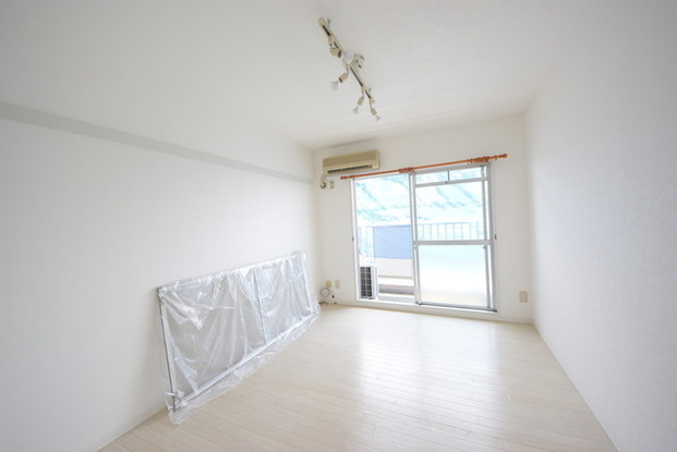 apartment 埼玉県新座市新座３丁目
地図を見る