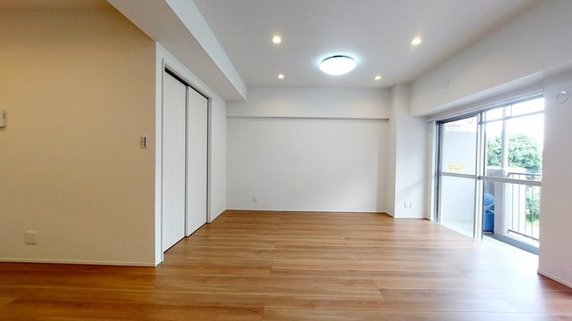 apartment 埼玉県狭山市新狭山２丁目
地図を見る