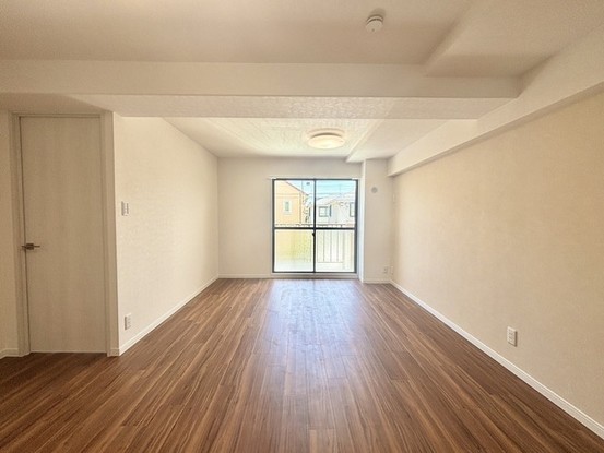 apartment 東京都小平市栄町２丁目
地図を見る