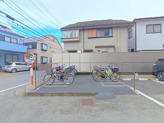 apartment 東京都東久留米市中央町１丁目
地図を見る