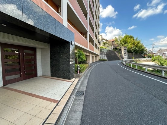 apartment 埼玉県入間市高倉４丁目
地図を見る