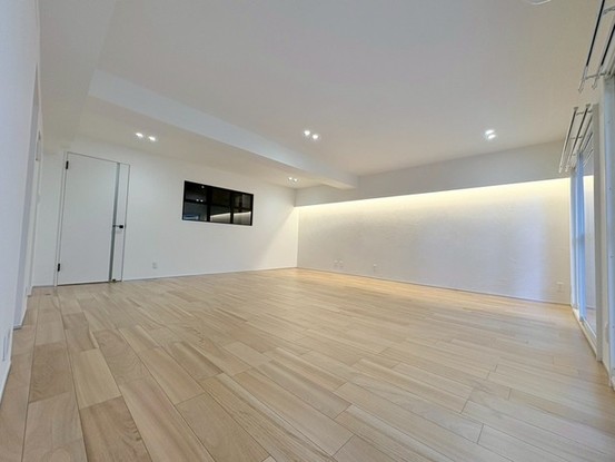 apartment 東京都西東京市谷戸町３丁目
地図を見る