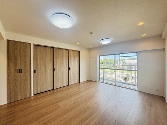 apartment 埼玉県入間市春日町２丁目
地図を見る