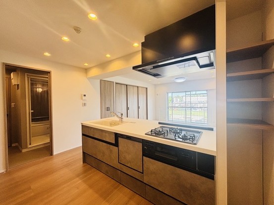 apartment 埼玉県入間市春日町２丁目
地図を見る