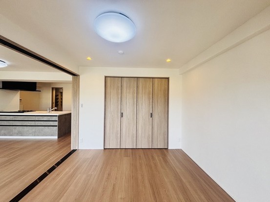 apartment 埼玉県入間市春日町２丁目
地図を見る