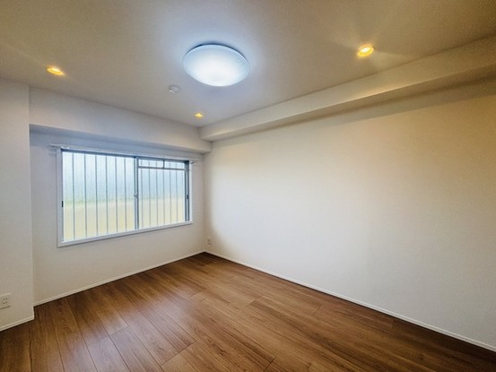 apartment 埼玉県入間市春日町２丁目
地図を見る