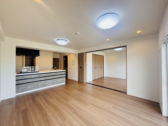 apartment 埼玉県入間市春日町２丁目
地図を見る