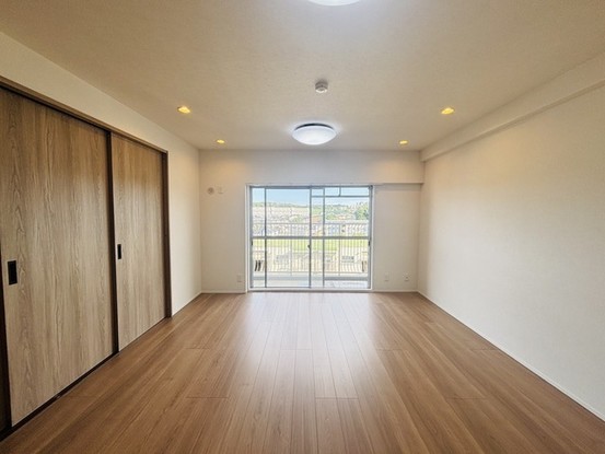 apartment 埼玉県入間市春日町２丁目
地図を見る