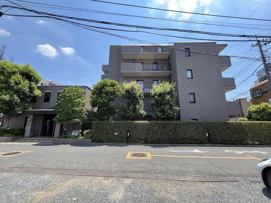 apartment 埼玉県入間市東藤沢３丁目
地図を見る