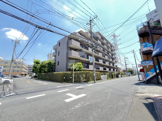apartment 埼玉県入間市東藤沢３丁目
地図を見る