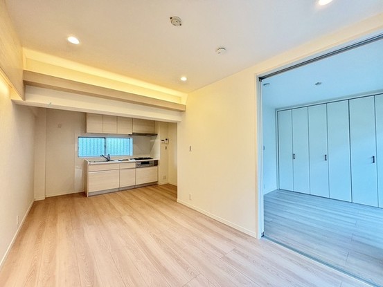 apartment 東京都西東京市谷戸町３丁目
地図を見る