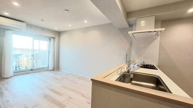 apartment 埼玉県所沢市若松町
地図を見る