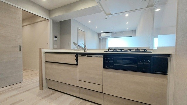 apartment 埼玉県所沢市若松町
地図を見る