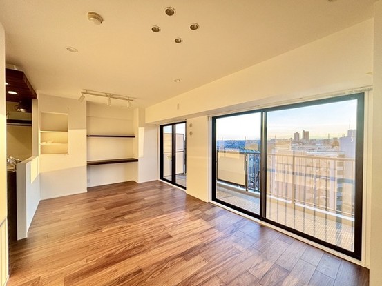 apartment 埼玉県所沢市向陽町
地図を見る