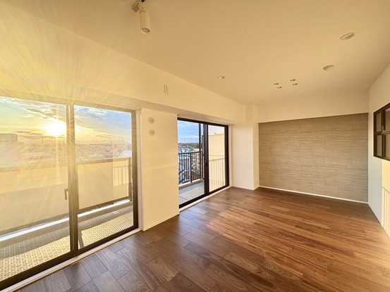 apartment 埼玉県所沢市向陽町
地図を見る