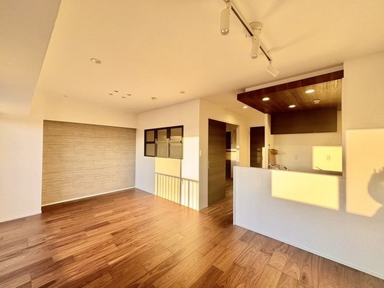 apartment 埼玉県所沢市向陽町
地図を見る