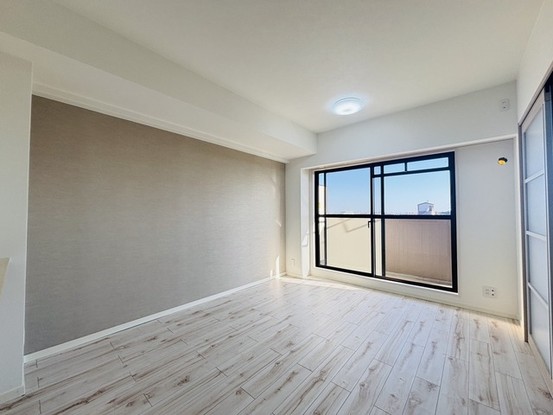 apartment 埼玉県所沢市東所沢１丁目
地図を見る