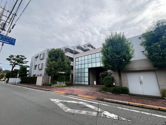 apartment 東京都東村山市萩山町２丁目
地図を見る