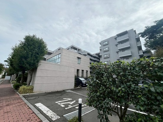 apartment 東京都東村山市萩山町２丁目
地図を見る