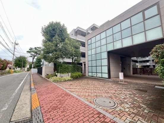 apartment 東京都東村山市萩山町２丁目
地図を見る