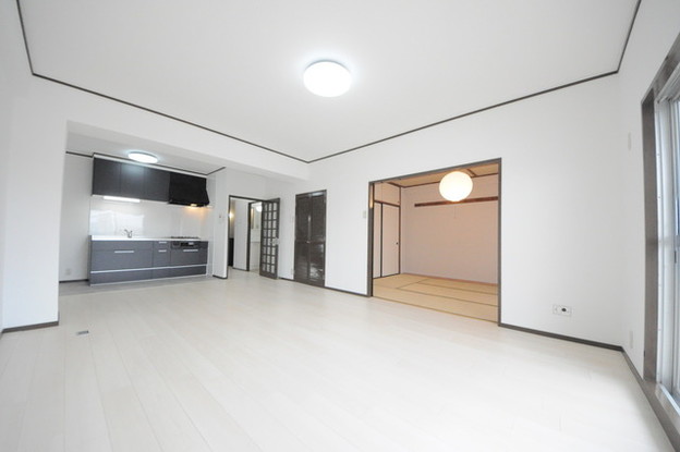 apartment 埼玉県入間市春日町２丁目
地図を見る