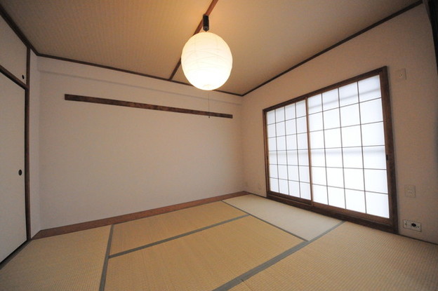 apartment 埼玉県入間市春日町２丁目
地図を見る