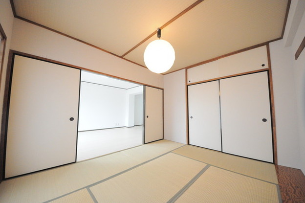 apartment 埼玉県入間市春日町２丁目
地図を見る