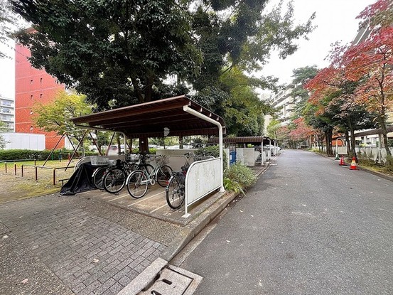 apartment 東京都西東京市西原町４丁目
地図を見る