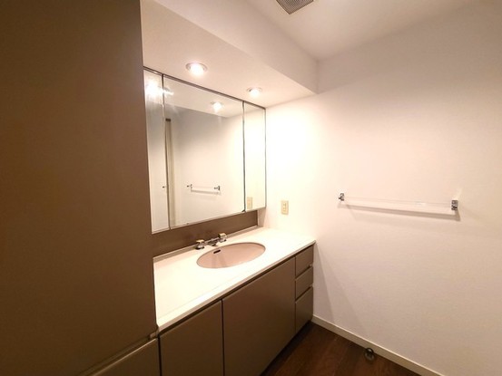 apartment 東京都小平市上水南町４丁目
地図を見る