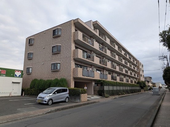 apartment 埼玉県入間市下藤沢５丁目
地図を見る