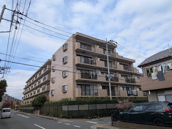 apartment 埼玉県入間市下藤沢５丁目
地図を見る